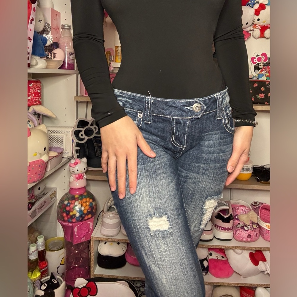 ZCO JEANS - Early 2000’s Y2K Low-waisted, straight-leg blue Capri